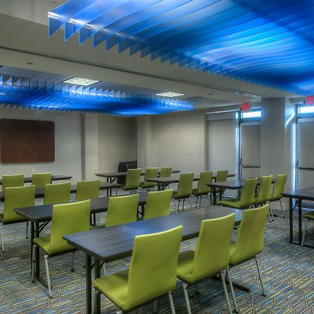 Holiday Inn Express Hotel & Suites Tempe By Ihg Esterno foto