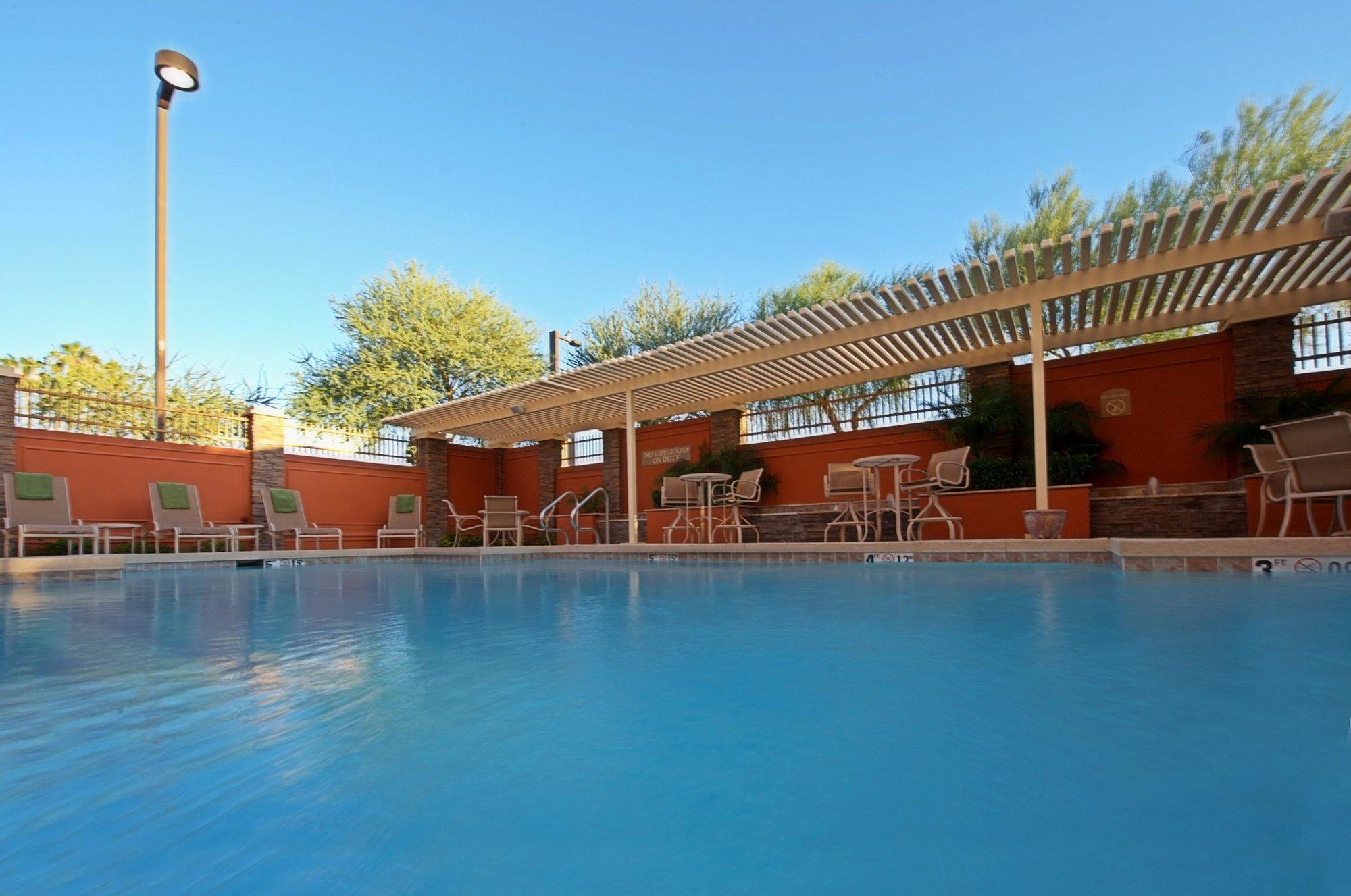 Holiday Inn Express Hotel & Suites Tempe By Ihg Esterno foto